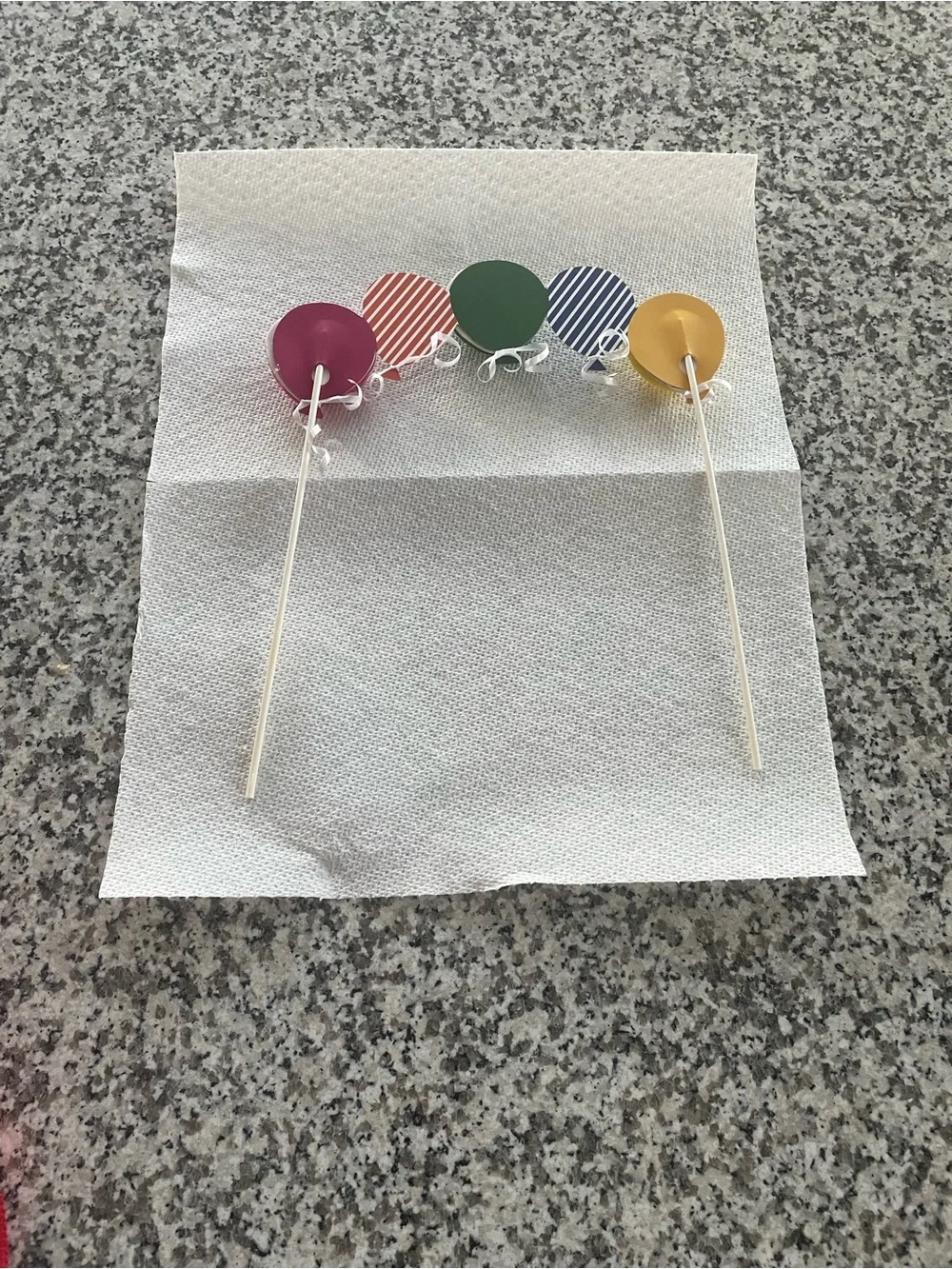Cake Topper of Colorful Balloons Of Yellow, Blue, Green, Red, Pink